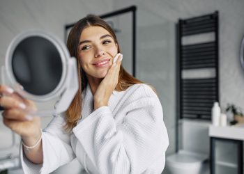 Sağlıklı Cilt İçin Vitaminler ve Besinler | 7 Maddede Parlak Cilt Sırrı