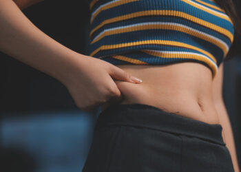 Karnım Düz Ama Şişkin Hissediyorum, Nedeni Ne?