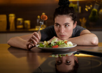 Her Diyete Başladığımızda Bırakmamızın Psikolojik Nedeni