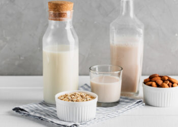 Süt ve Alternatiflerini Diyete Dahil Etme Yolları