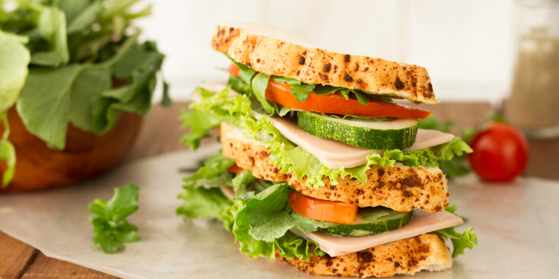 Düşük Yağ İçeren Proteinli Yiyecek Tarifi: Beyzbol Barbekü Sandviçleri