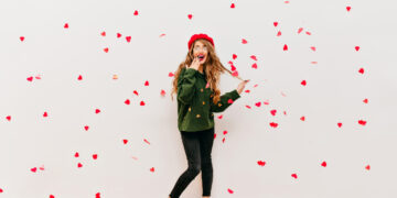 Sevgililer Gününde Işıldamanızı Sağlayacak Stil Önerileri