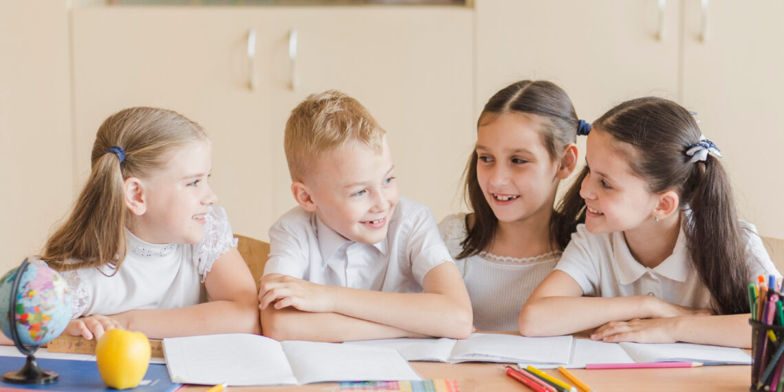 Tatil Modundan Okul Moduna: Okul Başarısını Destekleyen 5 Temel Takviye