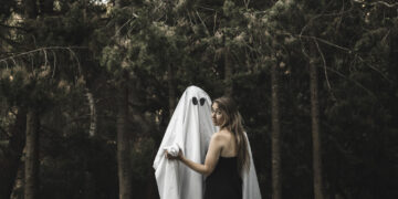 "Haunting" Dijital Hayalet