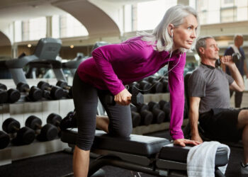 Yaşlandıkça Kas Kaybını Önlemenin En İyi 4 Yolu