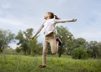 Çocuklarda Omega-3 ve D3: Günlük Beslenme Rutine Dahil Etme Rehberi