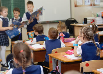 Sınıfta bit sorunuyla öğretmenlerin en sık karşılaştığı 5 durumu ve etkili çözüm yollarını öğrenin. Doğru bilgiyle salgınları önlemek mümkün.