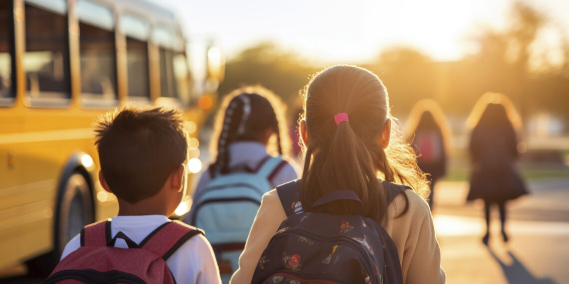 Okul Servisinde Bulaşan Bitler: Gerçek mi Efsane mi?