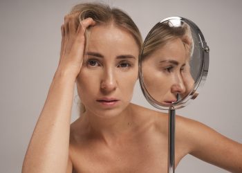 Strese Bağlı Cilt Sorunları ile Başa Çıkmanın Yolu: İçten Dışa Destek!