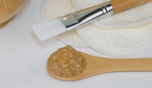 Kendi Peelingini Kendin Yap: Favori Yüz ve Dudak Peeling Tarifleriyle Tanışma Vakti!