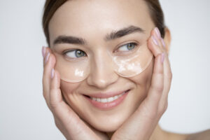 Göz Altı Torbaları İçin En Etkili Kolajen Tipi Hangisi?