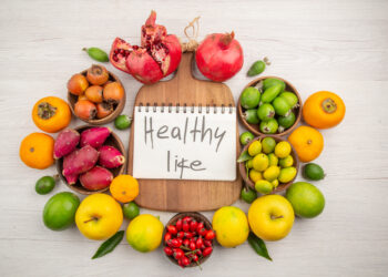 Besin Etkileşimleri Rehberi: Sinerjik Gücü ve Antagonist Tuzakları