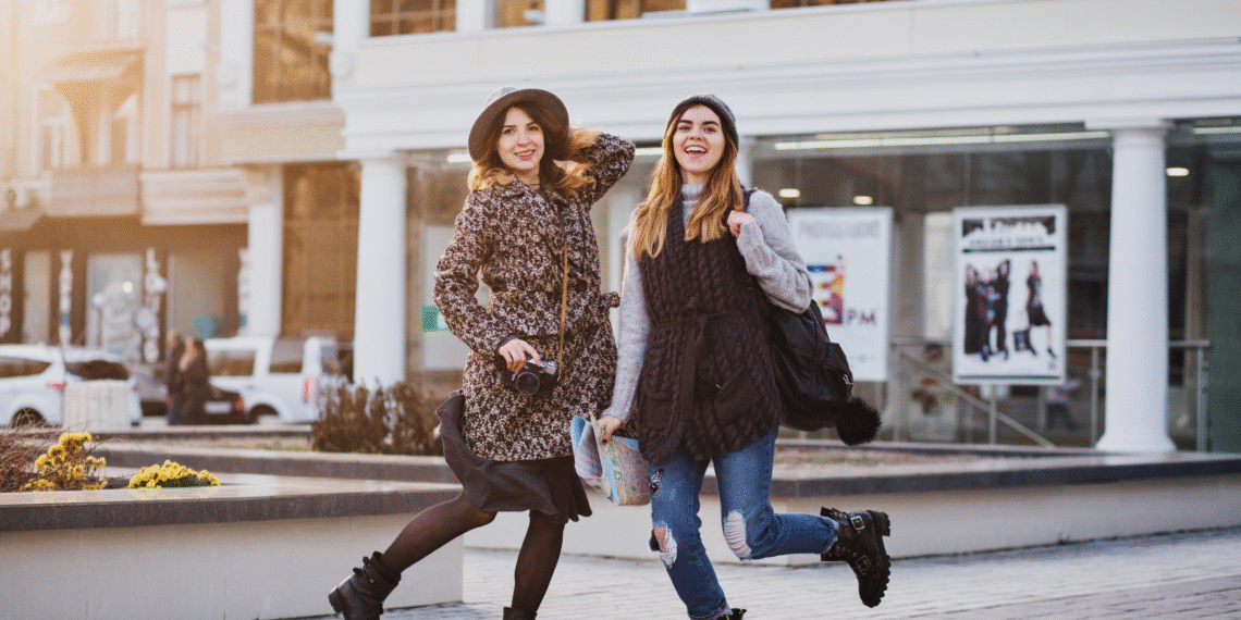 Dağınık Saçlar Geri Dönüyor: Messy Girl Akımı Sahneyi Ele Geçiriyor