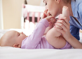 Bebek Bakımında Kimsenin Söylemediği Hayat Kurtaran 8 İpucu