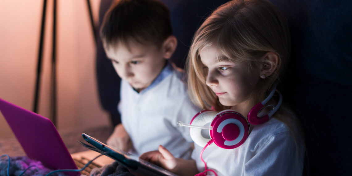 Ekran Süresi Çocuklarda Boy Uzamasını Etkiler Mi?