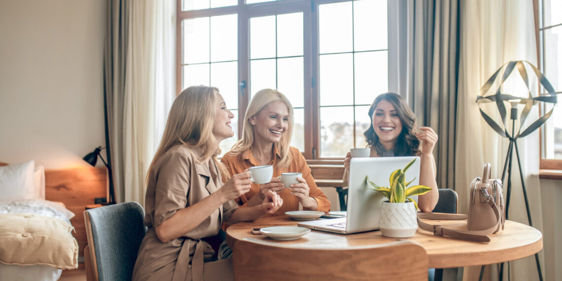 Kadınlar İçin Temel Vitamin ve Mineral Rehberi (20-40 Yaş)