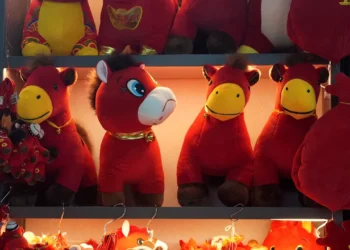 Beyaz Yakalıların Yeni Simgesi